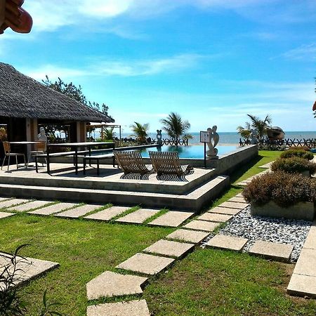 Jepara Marina Beach Bungalows Exterior photo